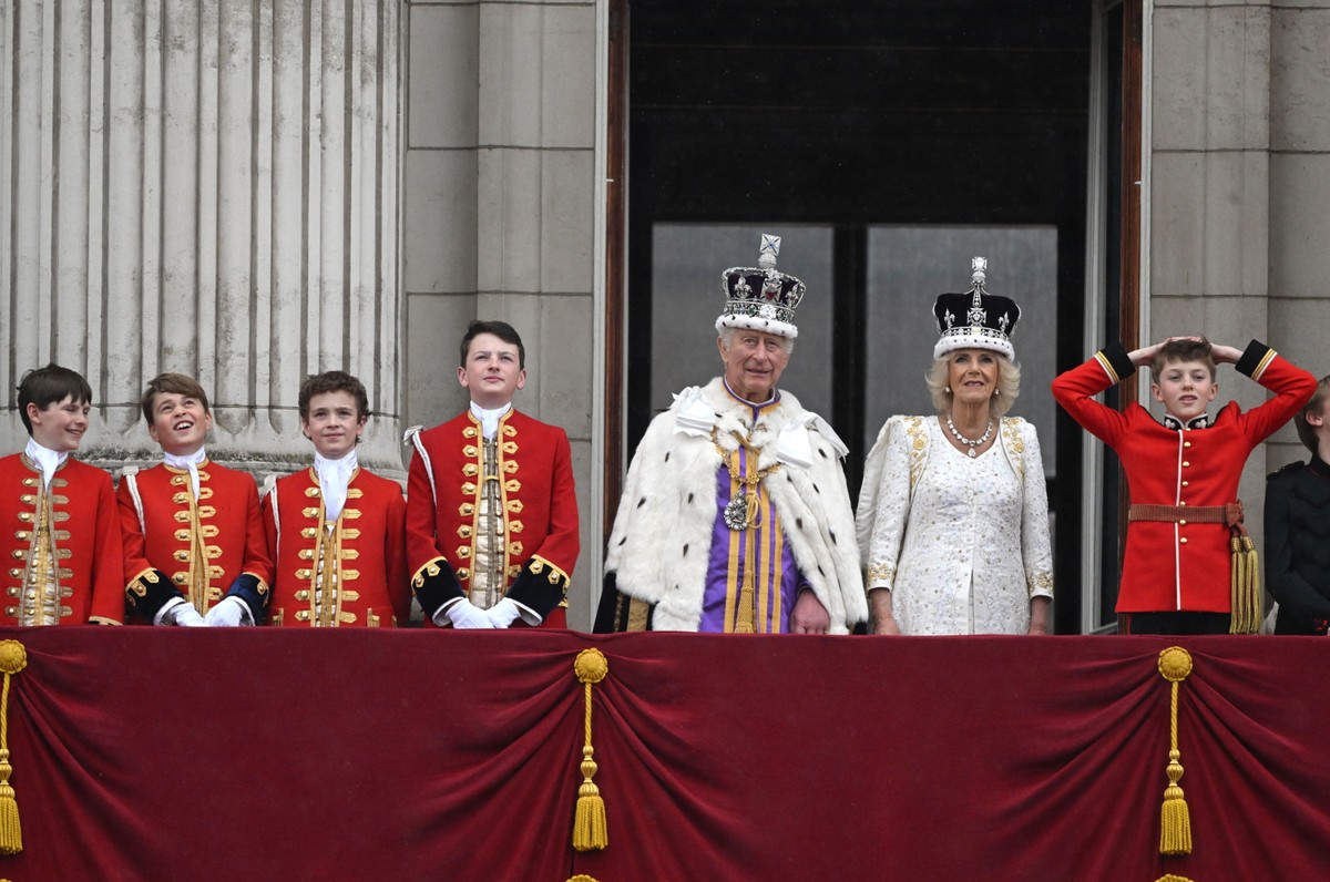 Po namaszczeniu i koronacji króla Wielkiej Brytanii Karola III, namaszczona i koronowana została jego małżonka Camilla.