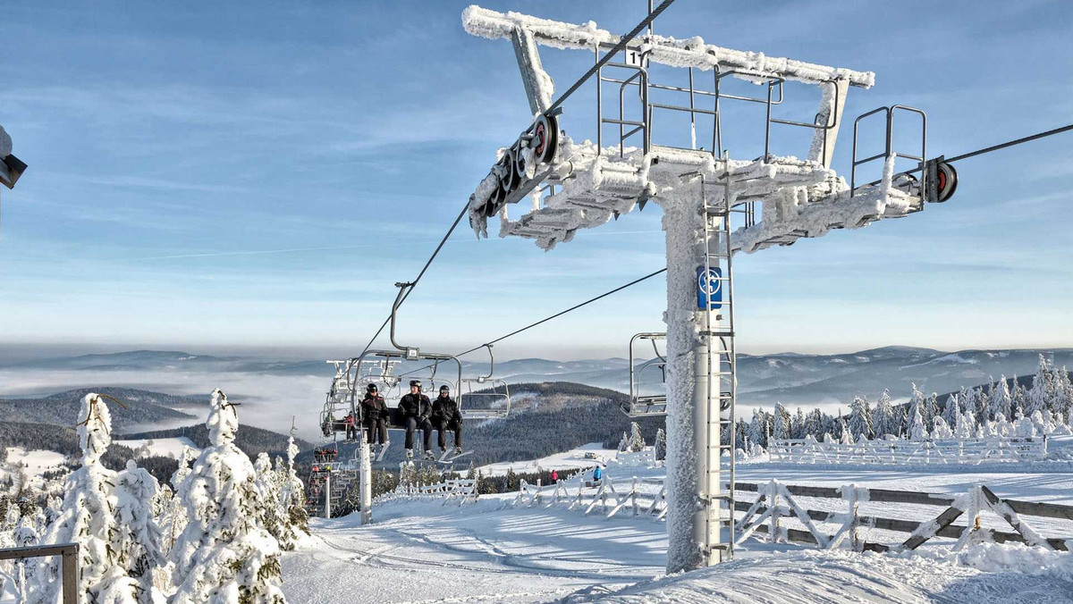 <strong>W czwartek, piątek i sobotę ruszają największe stacje narciarskie na Podhalu, gdzie narciarze będą mogli korzystać z jednego wspólnego skipassu.</strong>