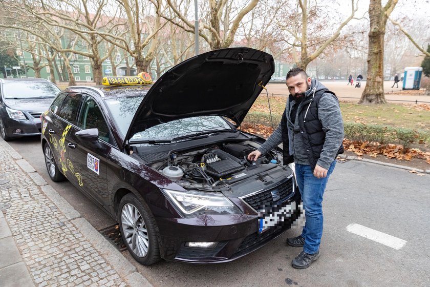 Taksówkarz w szoku: Woziłem ludzi na bombie!