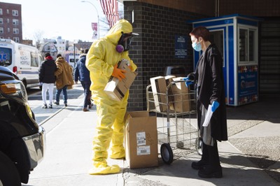 Śmiertelne żniwa. Ponad 200 tys. zgonów z powodu Covid-19 w USA