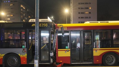 Zderzenie autobusów w Warszawie. Osiem osób w szpitalu