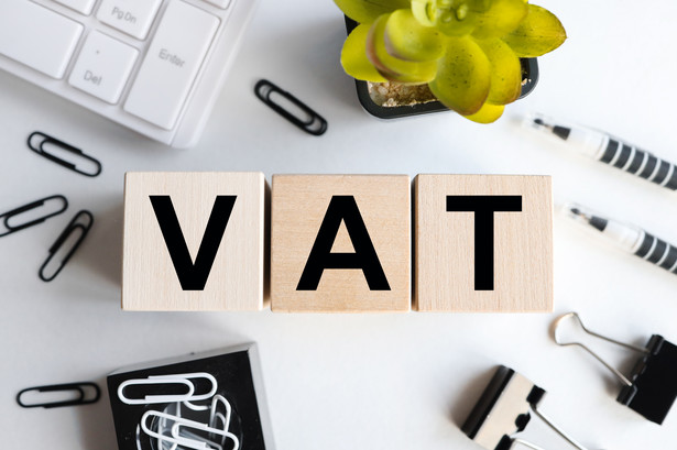 Czy Spółka może skorzystać ze zwolnienia od podatku VAT na podstawie art. 43 ust. 1 pkt 10 ustawy przy sprzedaży nieruchomości?
