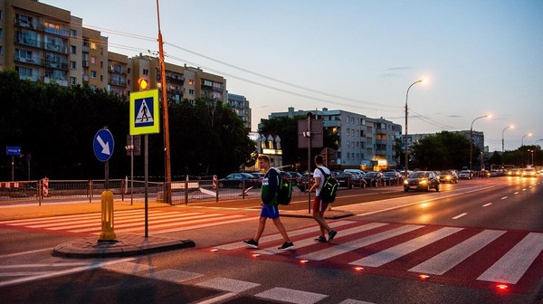 2100 zebr otrzymało dodatkowe oświetlenie. To już niemal wszystkie, które tego wymagały.