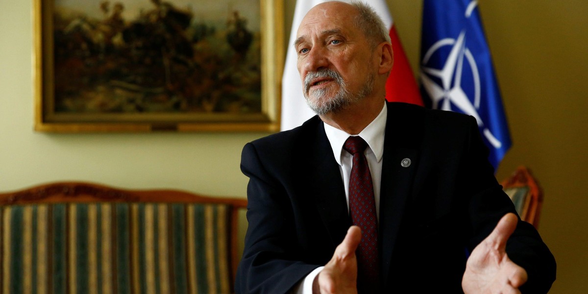 Antoni Macierewicz szef MON