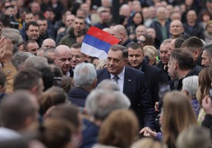 Miting podrške Miloradu Dodiku