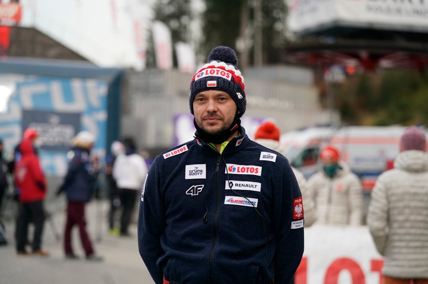 Michal Doleżal (44 l.), trener kadry, nie panikuje, bo widzi, że forma naszych skoczków rośnie.