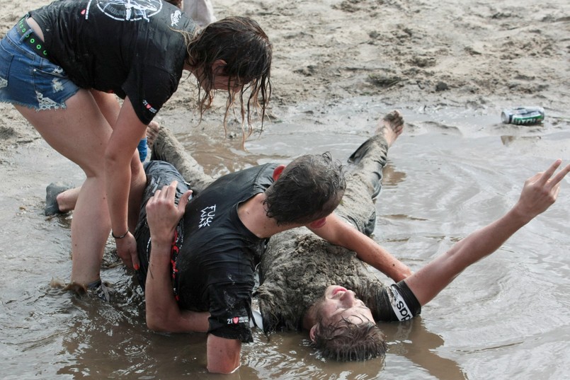 Bez większych incydentów na Przystanku Woodstock. Organizatorzy przekonują, że festiwal przebiega bezpiecznie.