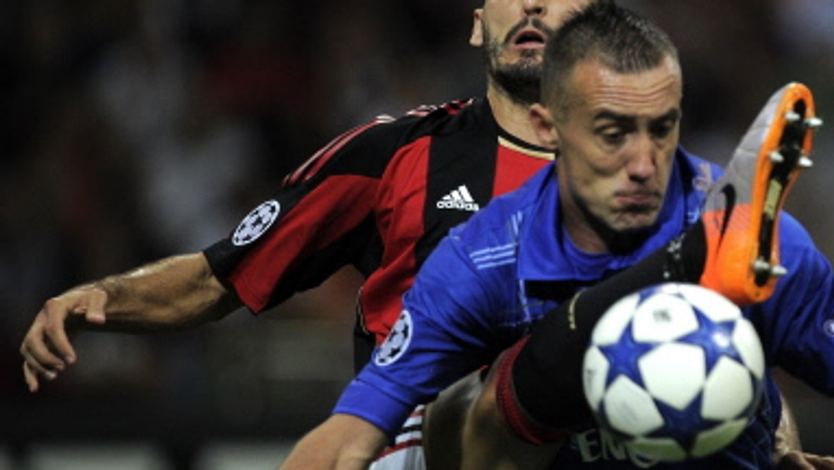 Po debiucie w Lidze Mistrzów napastnik AJ Auxerre i reprezentacji Polski, Ireneusz Jeleń przyznał, że porażki z Milanem 0:2 nie rozpatruje w kategoriach rozczarowania. - Spodziewaliśmy się bardzo ciężkiej przeprawy - wyjaśnił.