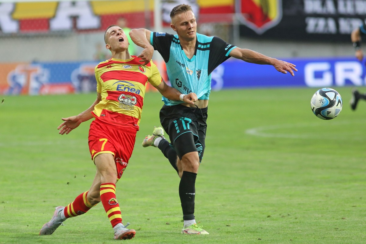 Dominik Marczuk (L) i Kamil Lukoszek (P)