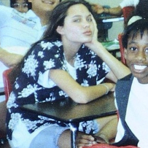 Angelina Jolie – buntowniczka, która wyrosła na pierwszą damę kina