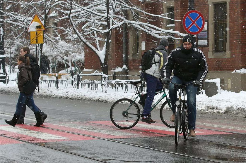 Zima szaleje, a Maaskant na rowerze