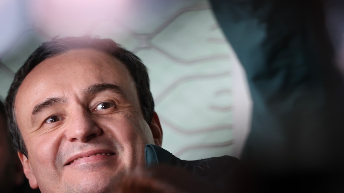 KURTI ODUSTAJE? "Prepuštam poziciju premijera Konjufci, a preuzimam mesto ministra spoljnih poslova"