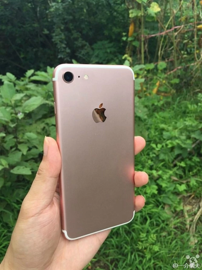 iPhone 7 ma większą kamerę iSight niż iPhone 6s