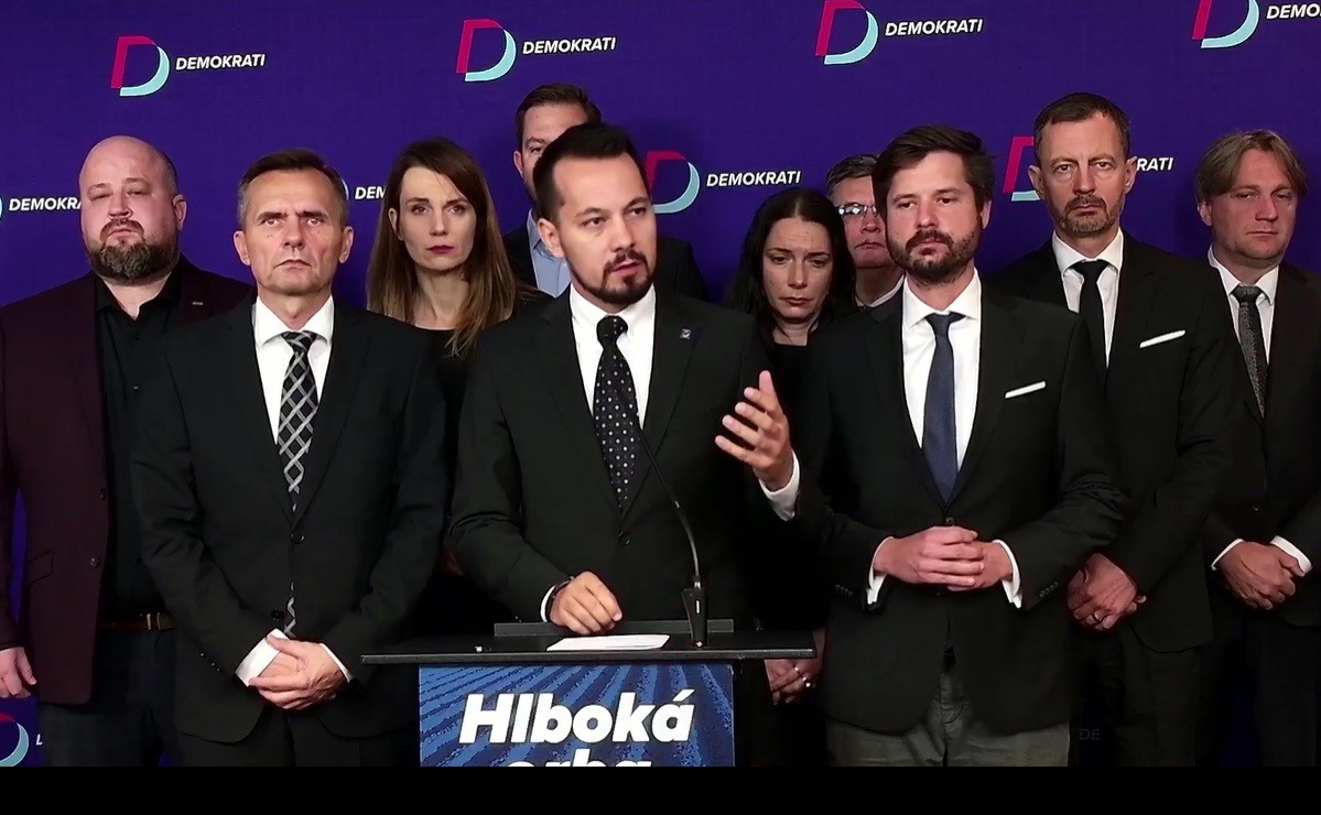Členovia strany Demokrati sa vyjadrili k tragickej smrti ich člena Michala Pavlíka.