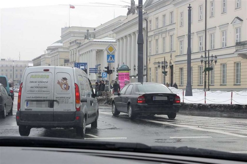 Władza ponad prawem. Tak jeździ prezydent!