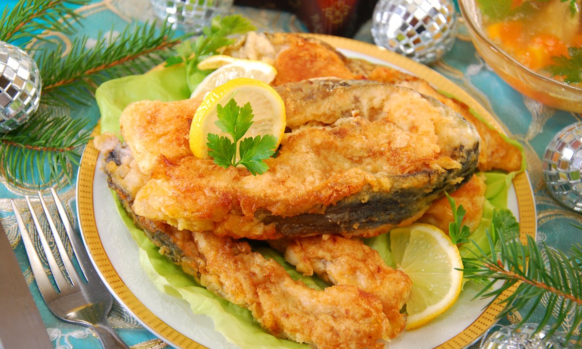 Po tym rozpoznasz, iż karp nie jest świeży. Nie daj się naciąć w sklepie