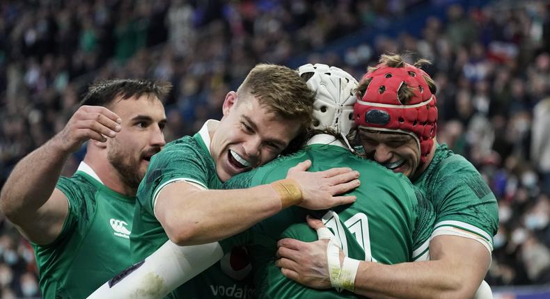 Irish rugby player Mackenzie Hansen scored a great try in the Six Nations 