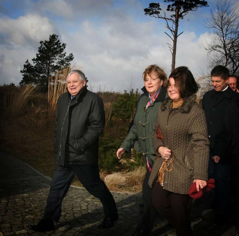 Prezes PiS pisze "Kod Kaczyńskich"!