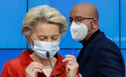 Von der Leyen: KE przeznaczy 220 mln euro na transport pacjentów z Covid-19
