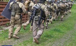 Fałszywe e-maile z groźbami. Uwaga na oszustów podszywających się pod CBŚP