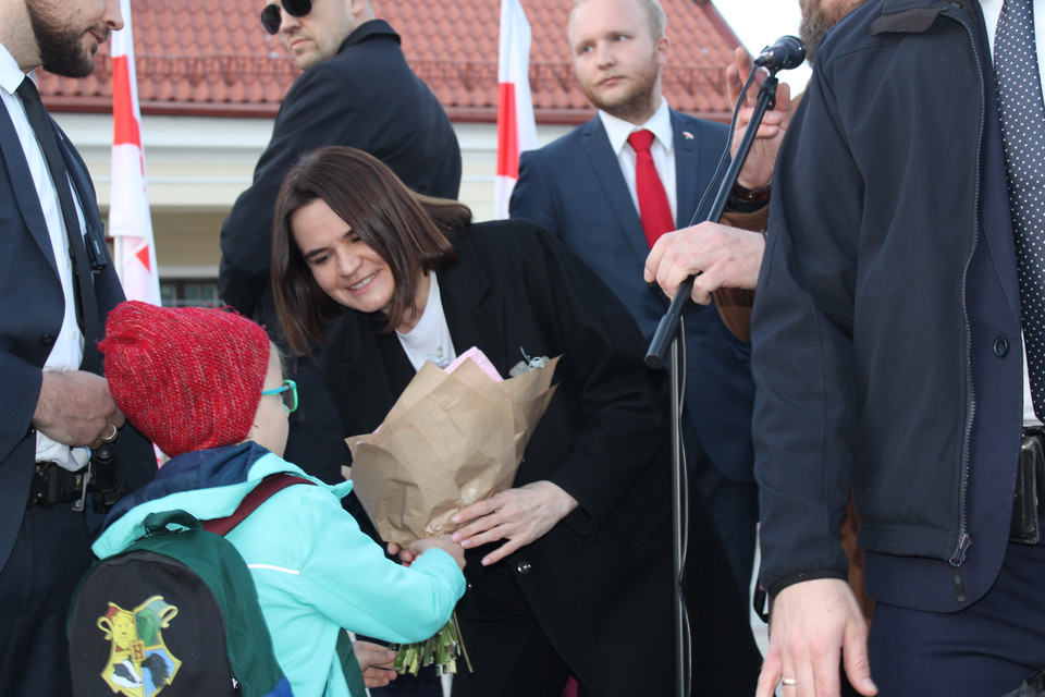 Dzień Wolności Białorusi w Białymstoku. W spotkaniu z diasporą białoruską wzięli udział Swiatłana Cichanouska i Paweł Łatuszka, 25.03.2022