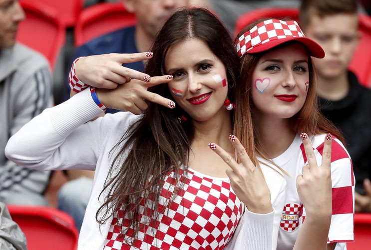 Futbolowa gorączka ogarnęła nie tylko mężczyzn. Zobacz fanki Euro 2016