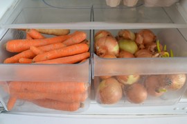 Najlakši način da sprečite PROPADANJE ŠARGAREPE u frižideru: Ovu GREŠKU svi prave, a rešenje je tako jednostavno