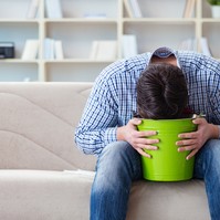 Mitől émelygek órák óta? Házi módszerek hányinger ellen