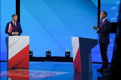 Debata Trzaskowski-Nawrocki. Burza w sieci. 'Totalny dyletant' kontra 'prezydent-sorosowy'