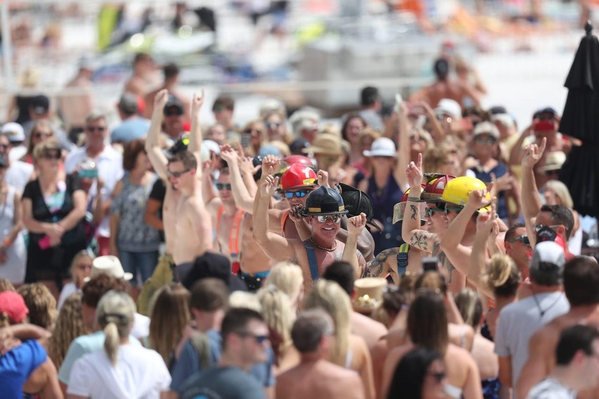 Krcata plaža u Majers Biču pre nedelju dana