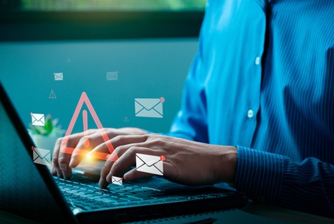 Oszuści podszywający się pod kontrahentów – fałszywe zmiany numerów rachunków bankowych