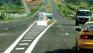 Le Gouvernement ivoirien désire investir davantage dans les infrastructures routières/Gouv.ci