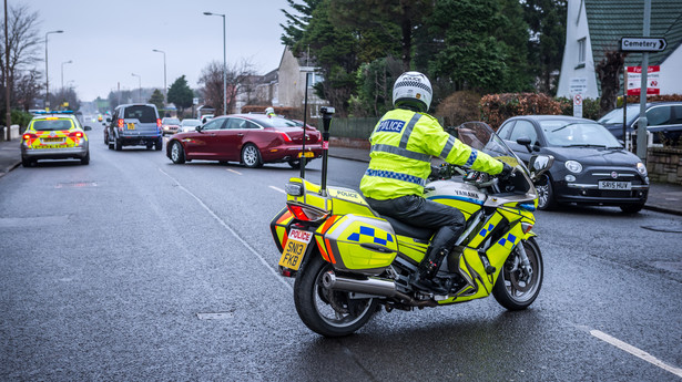 Policjant na motocyklu w Edynburgu