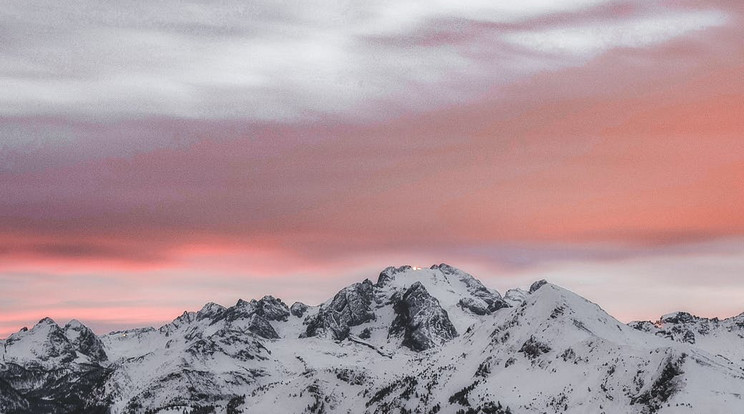 Lehullott a hó az Alpokban./ Illusztráció: Pexels