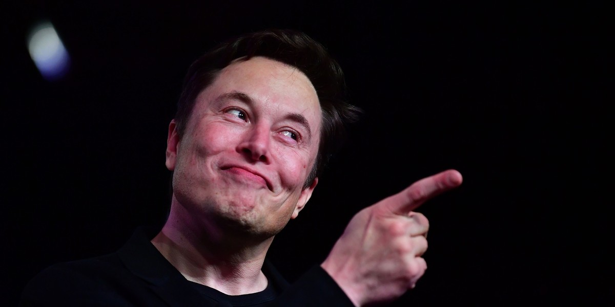 Elon Musk w 2018 r. zarobił według "NYT" 2,2 miliarda dolarów, ale głównie w postaci opcji na akcje, których - według firmy - jeszcze nie zrealizował