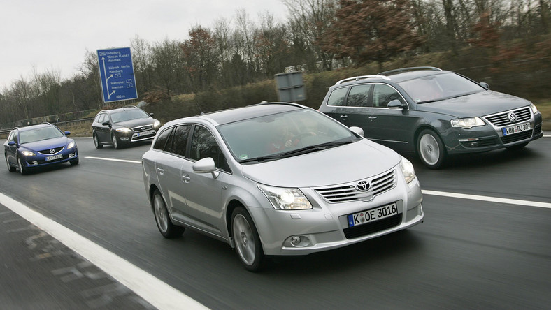 Ford Mondeo kontra Mazda 6, Volkswagen Passat i Toyota