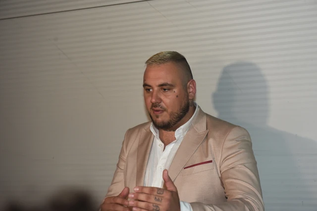 FILIP CAR NAPRAVIO HAOS U ELITI 9 ZA VASKRS: Stanija Dobrojević ne može da skine osmeh sa lica!