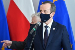 Prof. Popiela ma przeprosić marszałka Grodzkiego za zniesławienie [WIDEO]