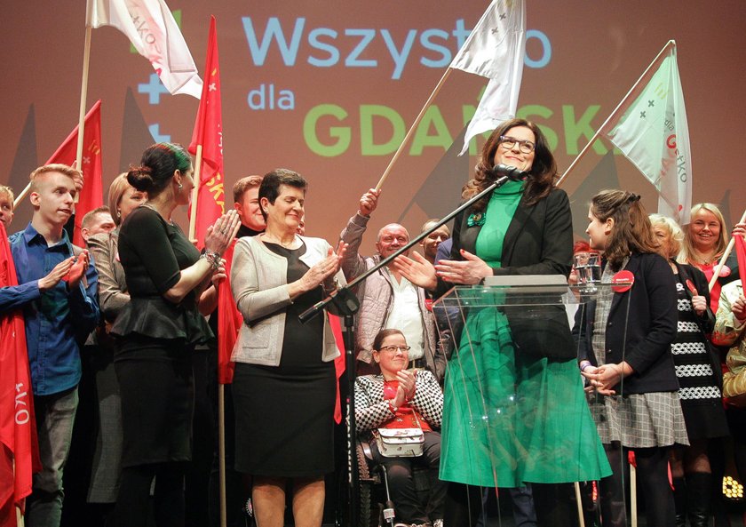 Aleksandra Dulkiewicz podczas wieczoru wyborczego w gdańskim Żaku