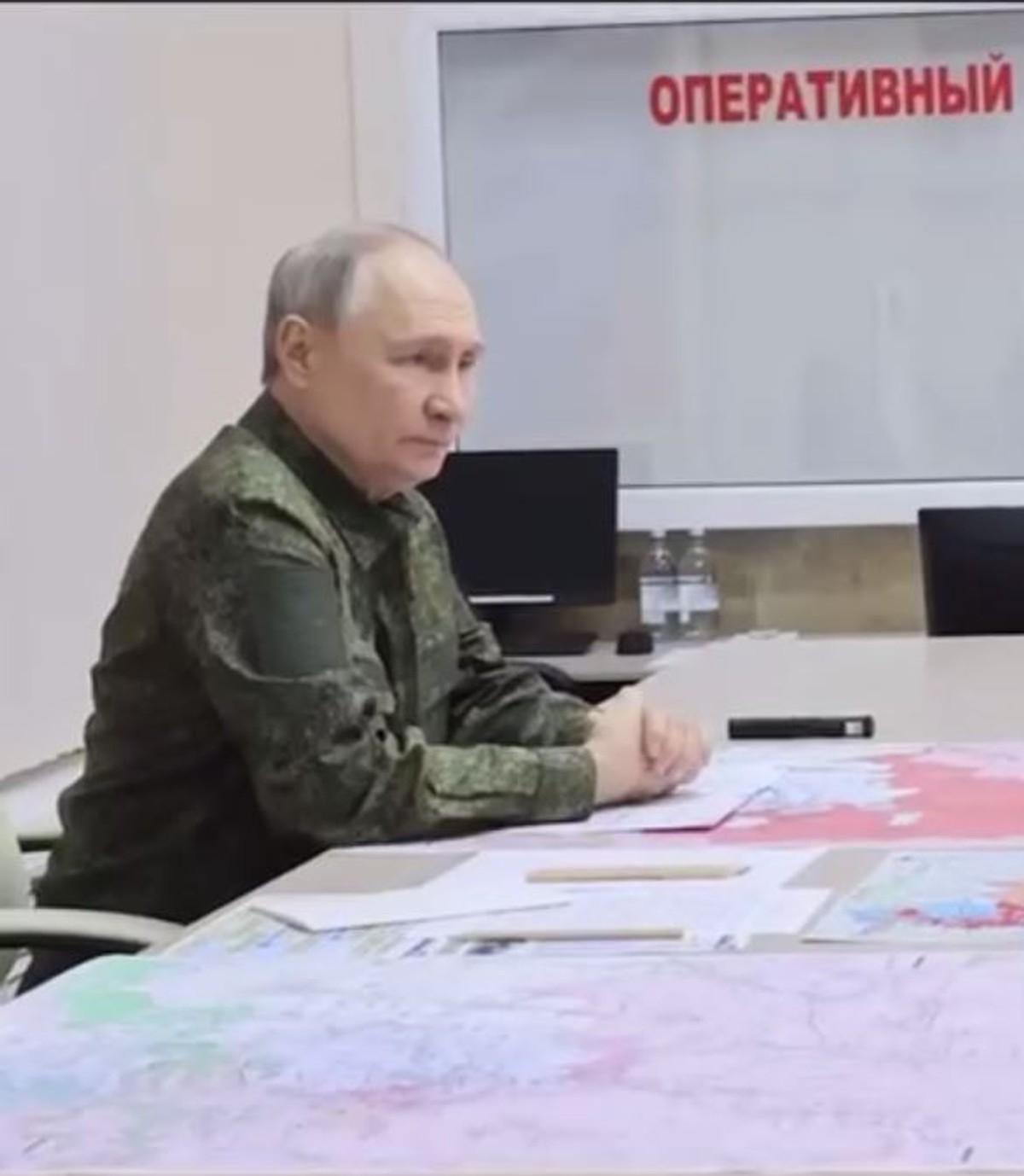Putin w mundurze