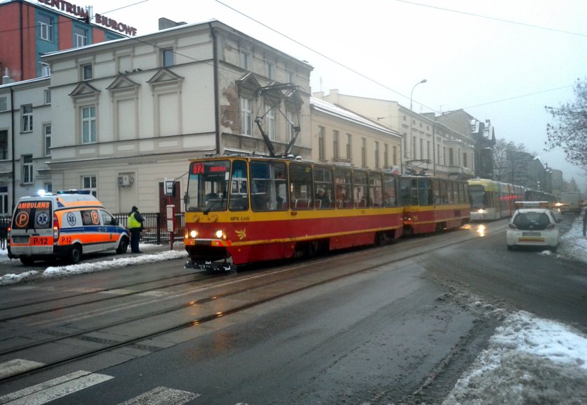 zatrzymanie ruchu tramwajów na Gdańskiej w Łodzi