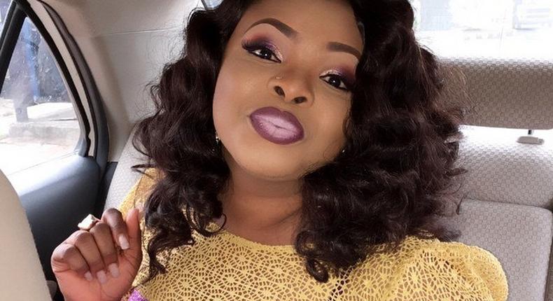 Dayo Amusa shares makeover sporting ombre lips