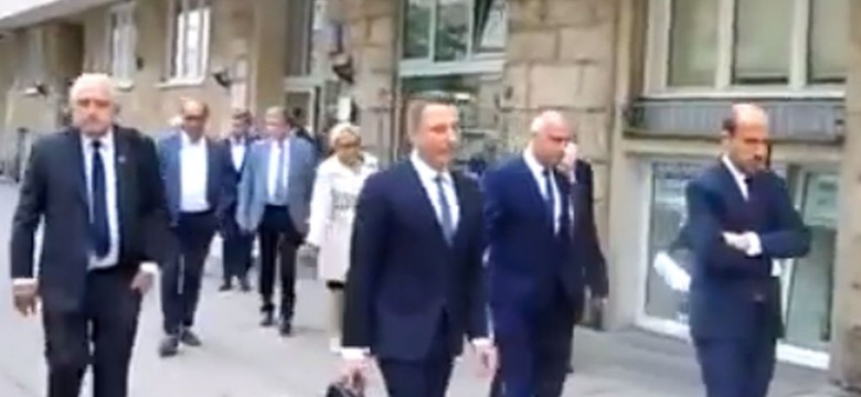 Politycy Platformy razem z I prezes SN, rzecznikiem KRS i byłym prezes TK... PiS żąda wyjaśnień [NAGRANIE]