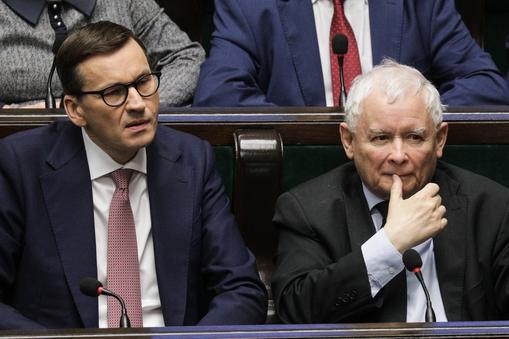 Mateusz Morawiecki i Jarosław Kaczyński w Sejmie