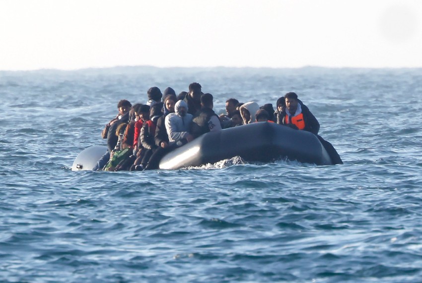 Migranti prelaze Lamanš