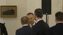 długie posiedzenie rbn. na stole safe, rada pokoju i sprawa czarzasteg