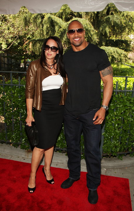 Dwayne Johnson i Dany Garcia (kwiecień 2009 r.)