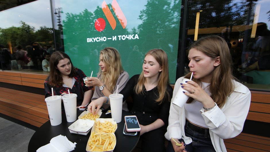 Wiele marek nie wróci do Rosji. "Gigant budowalny sprzedał udziały za 1 euro"/ fot. Getty Images