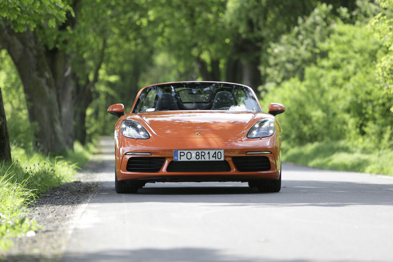 Porsche 718 Boxster S - mniej cylindrów, więcej mocy