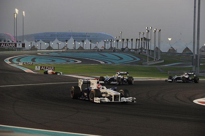 Grand Prix Abu Zabi 2009: czas pożegnań i rozstań (fotogaleria)